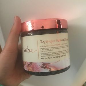 NEW- Manna Kadar Body Scrub